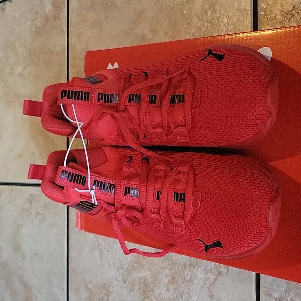Puma sneakers - Picture 2 of 4